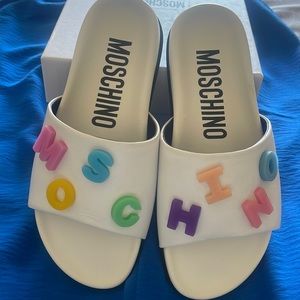 Moschino slippers